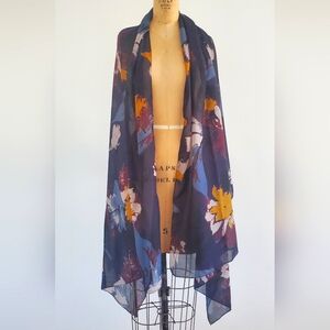 Floral patterned lightweight shawl